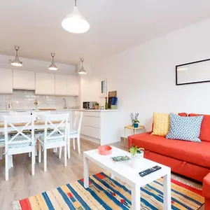 Stylish Soundproof Temple Bar Square Apartment Dublin